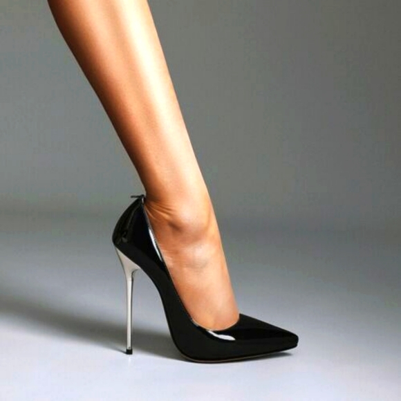 Heels - Picture 1 of 1